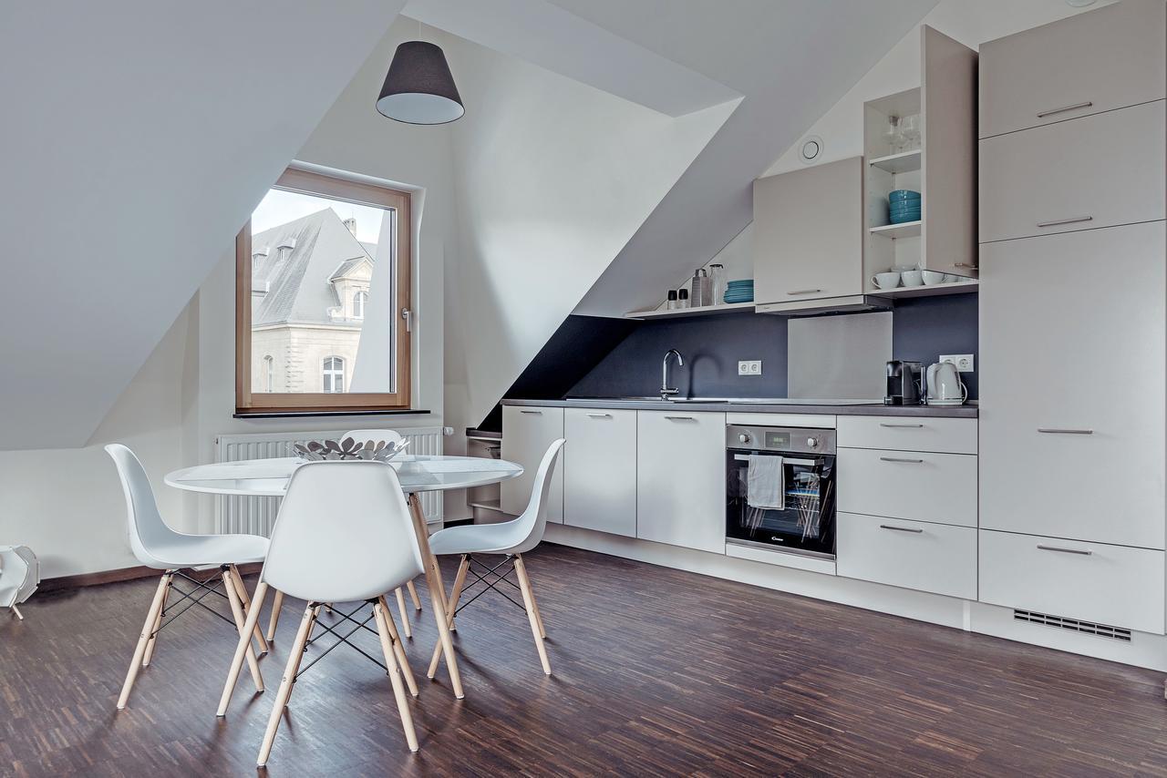 One-Bedroom Apartment,634981095:JPEG